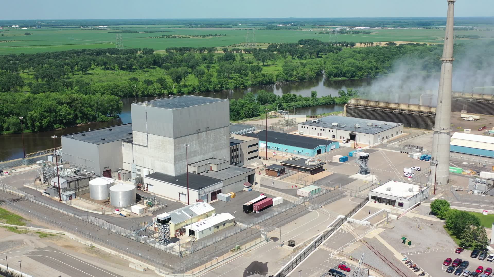 Monticello Nuclear Power Plant, Minnesota AirVuz